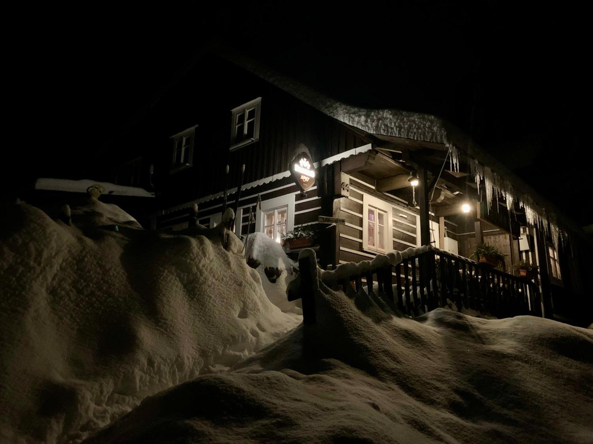 Chalupa Hejmovka Špindlerŭv Mlýn Buitenkant foto